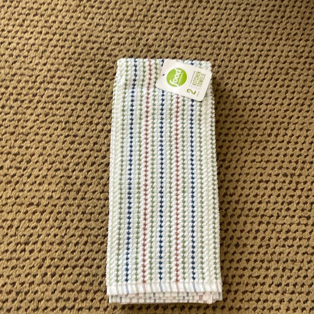Brand new with tags 2 pack dish towels